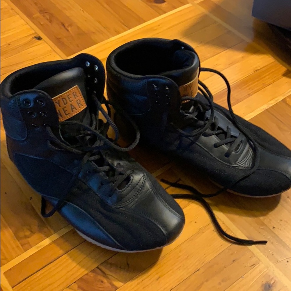 Work out shoes
